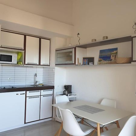 Appartement Climatise A 800M De La Plage Фрежус Екстер'єр фото