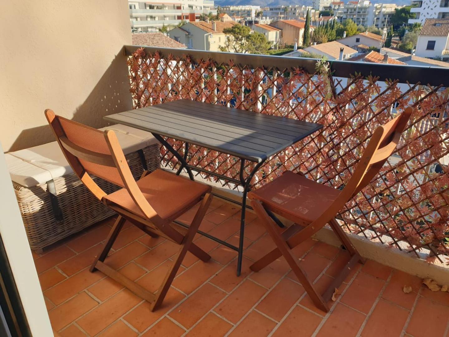 Appartement Climatise A 800M De La Plage Фрежус Екстер'єр фото